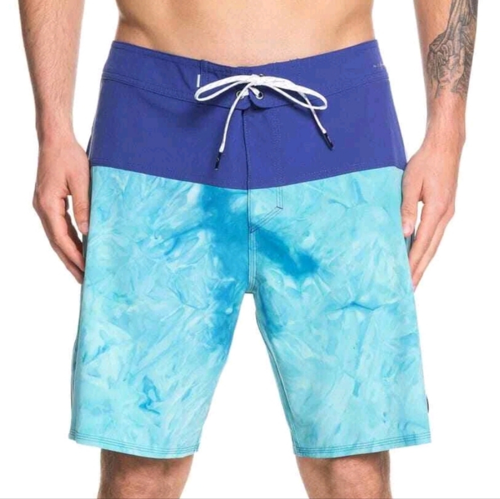 Quicksilver Highline Dry Flight Blue Ocean Water Board Shorts Swim Mens Size 36